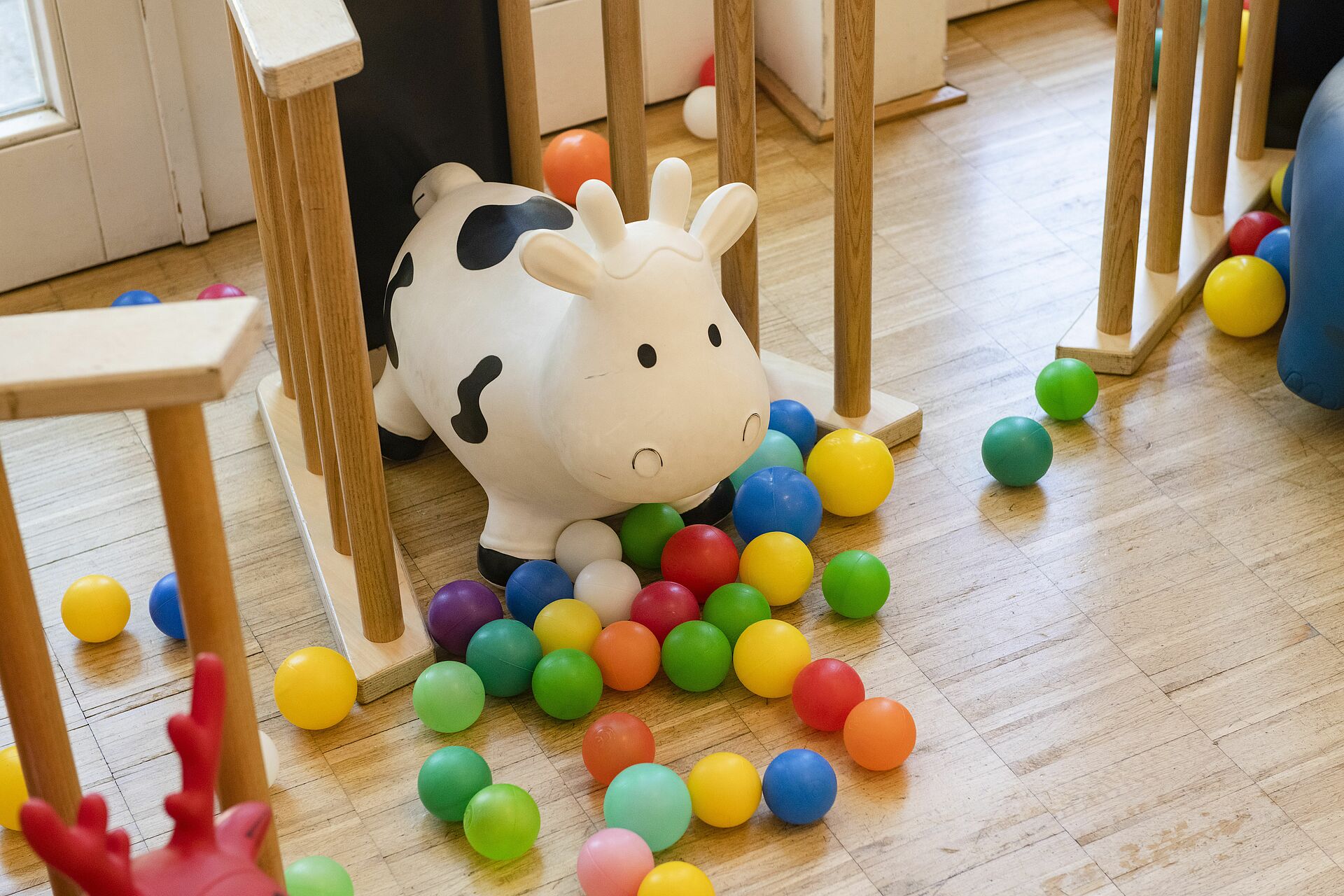 Bewegungsspiele für Eltern und Kindern von 2 bis 3 Jahren, Kurs 4_2025