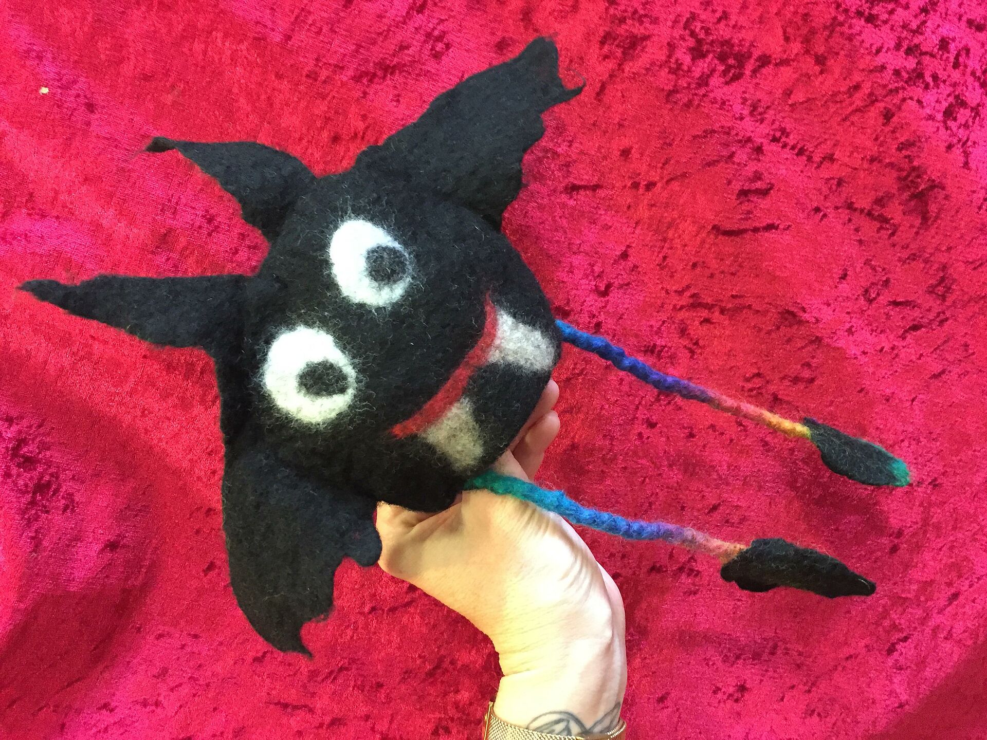 Filzen: Fledermaus als Handpuppe