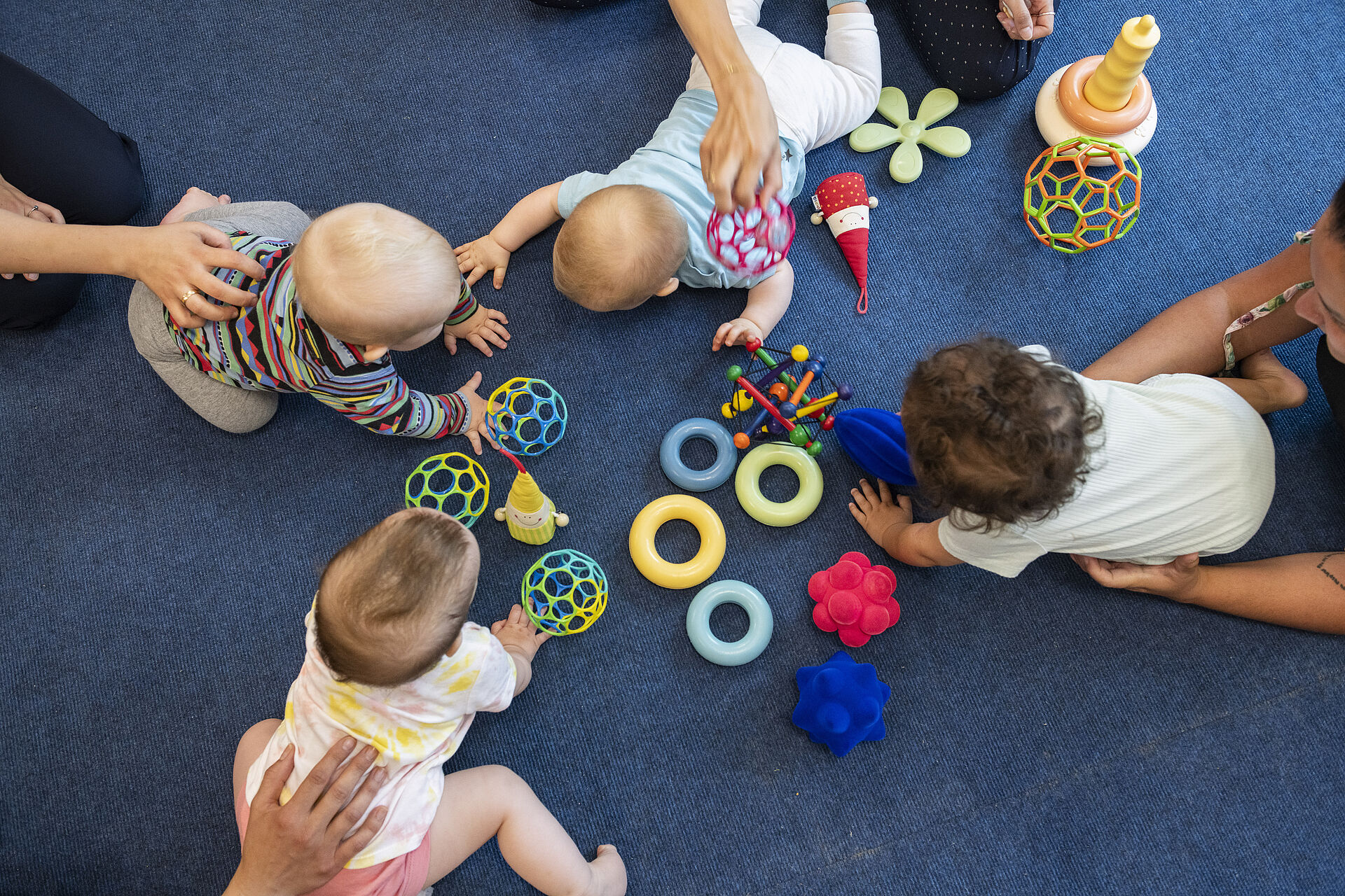 Selbstorganisierte Eltern-Baby-Gruppe